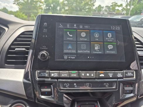 Used 2018 Honda Odyssey EX-L image 17