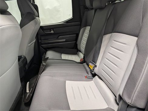 Used 2025 Toyota Tacoma TRD Sport image 18