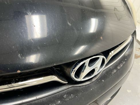 Used 2013 Hyundai Elantra Limited FWD image 28