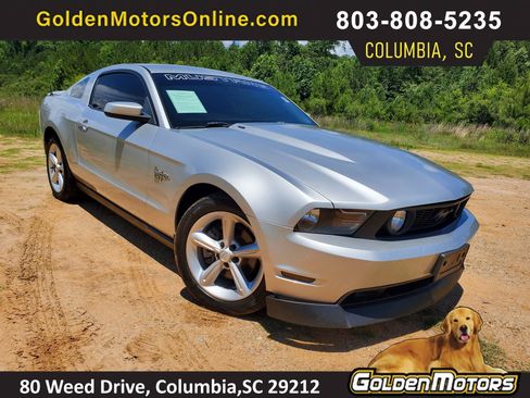Used 2010 Ford Mustang GT Premium RWD image 1