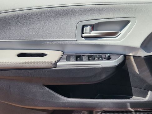 New 2026 Toyota Sienna XLE FWD image 21