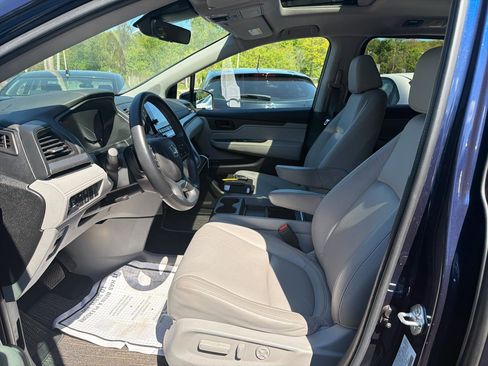 Used 2024 Honda Odyssey EX-L image 18
