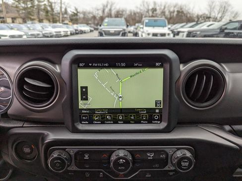 Used 2023 Jeep Gladiator Sport image 20