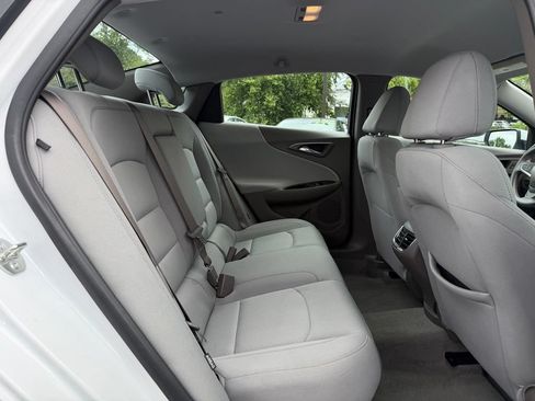 Used 2025 Chevrolet Malibu LT FWD image 26