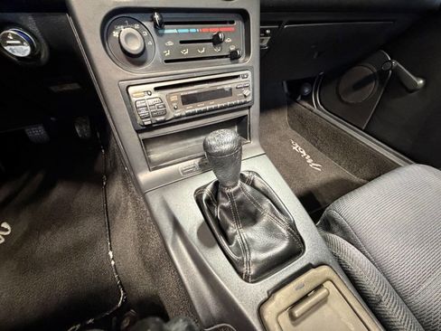 Used 1991 MAZDA MX-5 Miata RWD image 22