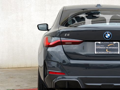 Used 2022 BMW i4 eDrive40 w/ M Sport Package RWD image 45