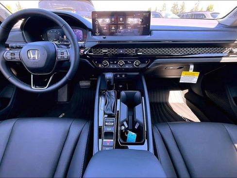 New 2025 Honda Accord EX-L image 7