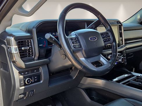 Used 2024 Ford F250 Lariat w/ Lariat Ultimate Package AWD/4WD image 15