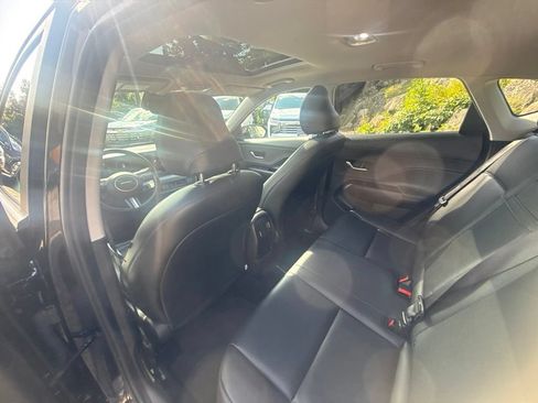 Certified 2024 Hyundai Kona Limited AWD/4WD image 21