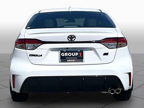 Used 2026 Toyota Corolla SE FWD image 5