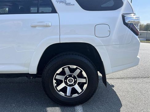 Used 2022 Toyota 4Runner TRD Off-Road Premium w/ Moonroof Package image 12
