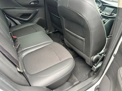 Certified 2022 Buick Encore Preferred w/ Safety Package FWD image 14