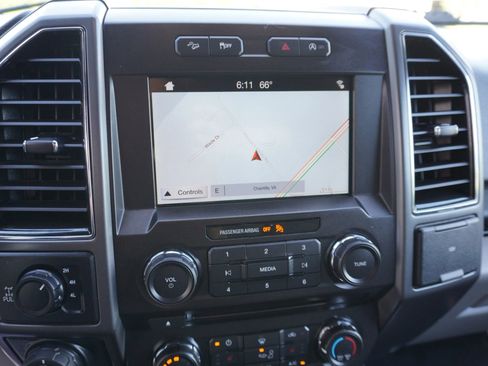 Used 2018 Ford F150 XLT w/ Equipment Group 302A Luxury AWD/4WD image 13