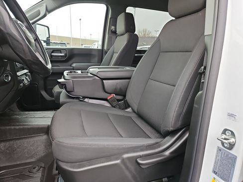 Used 2025 GMC Sierra 3500 Pro w/ 1SA Pro Safety Plus Package image 15