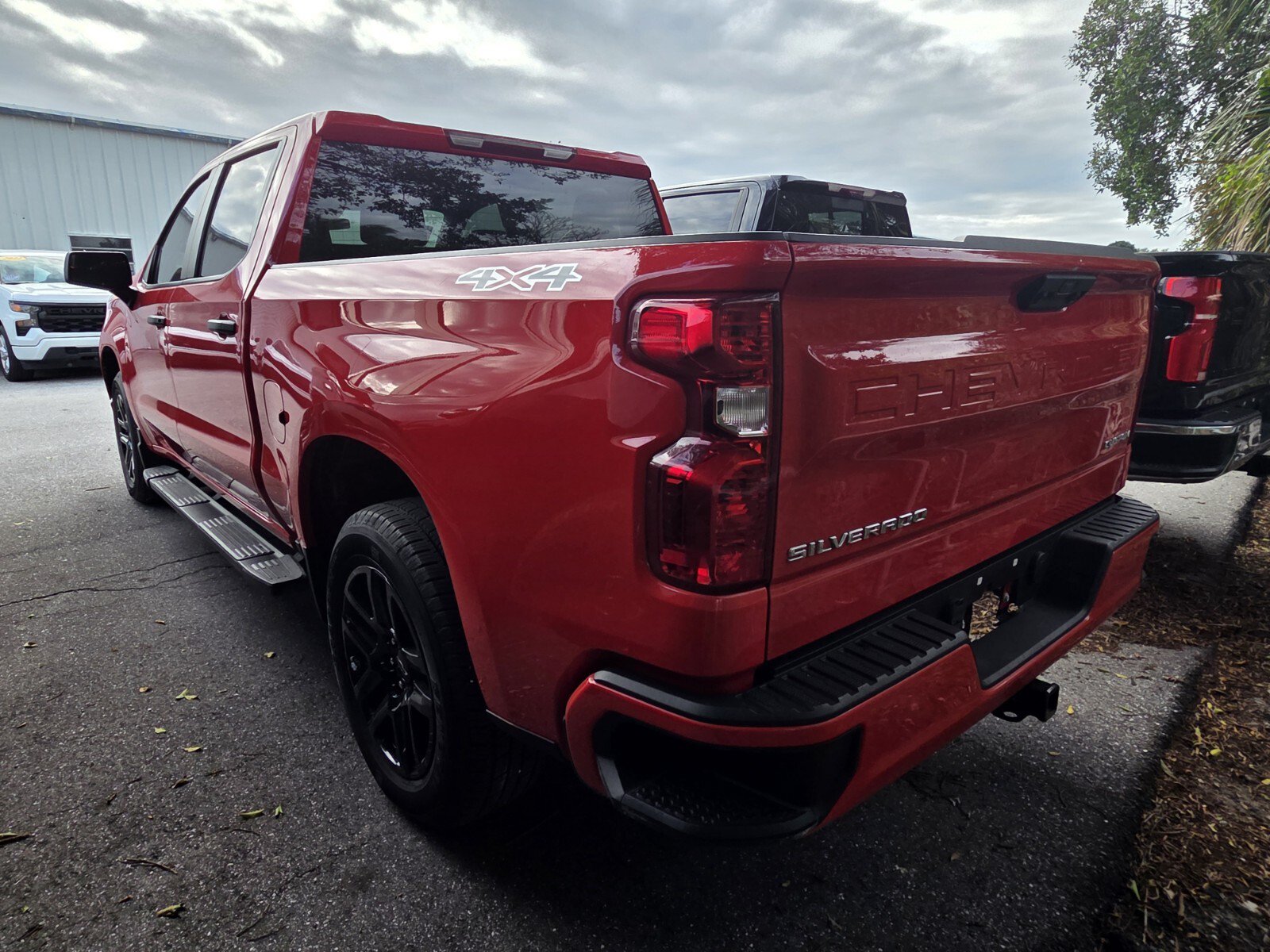 Used 2025 Chevrolet Silverado 1500 Custom AWD/4WD image 5