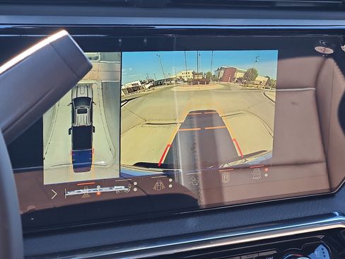 New 2026 GMC Sierra 2500 Denali w/ Technology Package AWD/4WD image 16