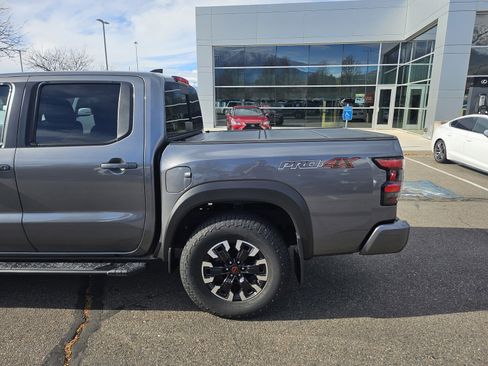 Used 2024 Nissan Frontier PRO-4X w/ Technology Package image 4