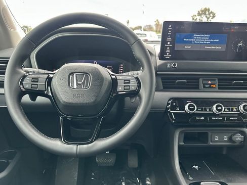 New 2026 Honda Pilot EX-L image 16