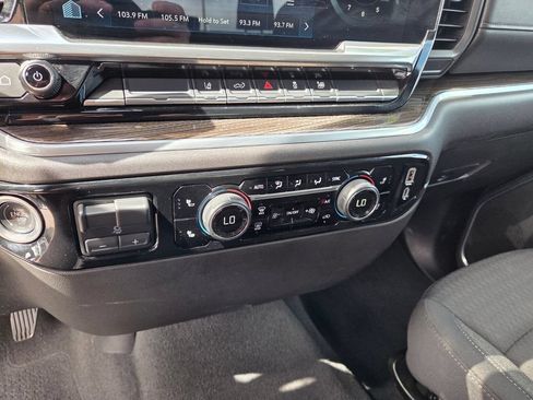 Used 2025 Chevrolet Silverado 2500 LT w/ Convenience Package AWD/4WD image 26
