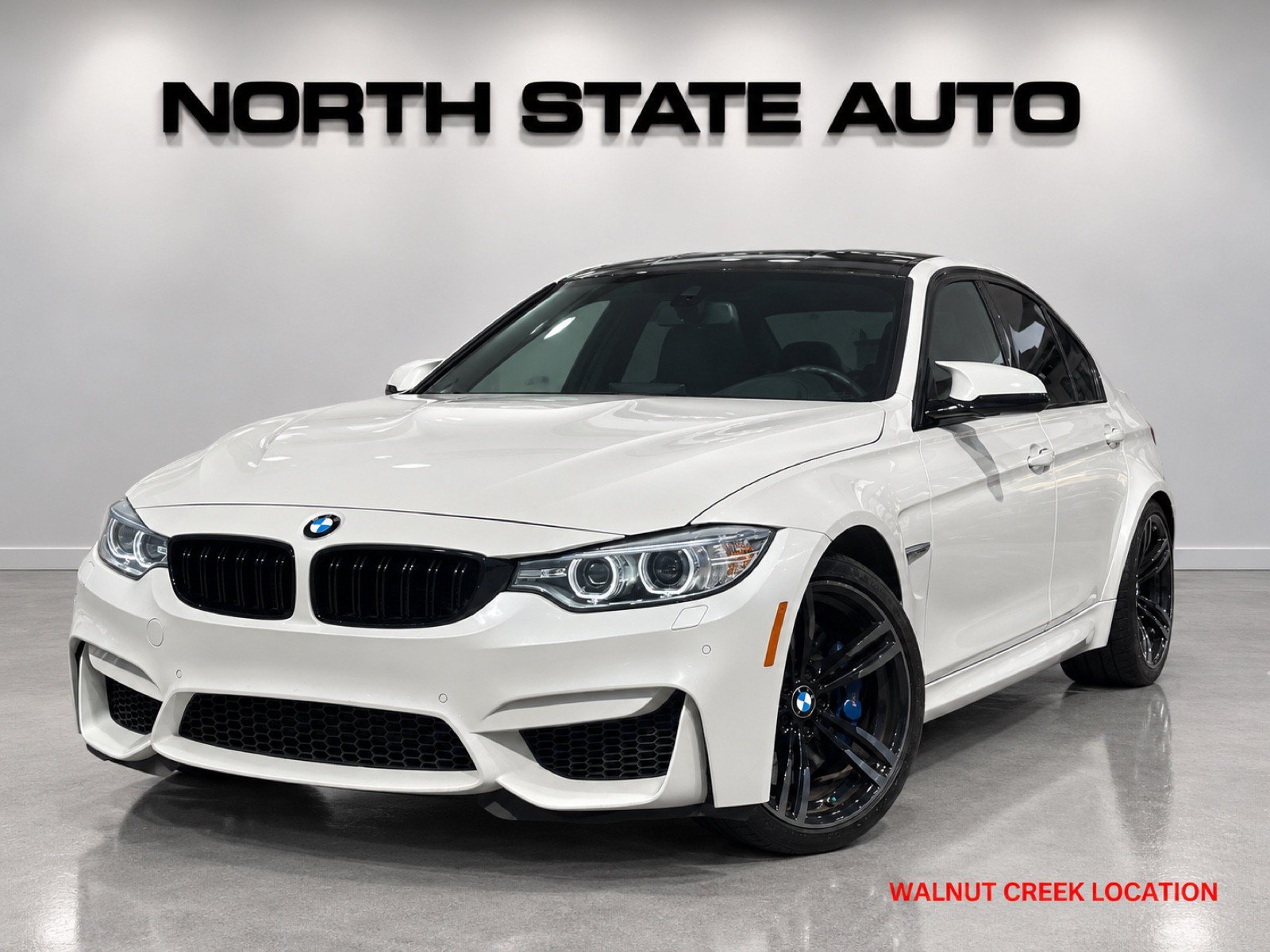 Used 2015 BMW M3 RWD image 1