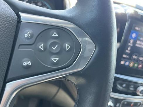 Used 2023 Chevrolet Traverse RS w/ LPO, Floor Liner Package FWD image 33