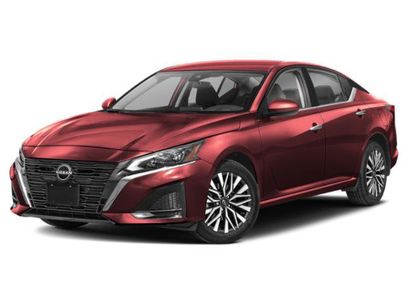 Used 2024 Nissan Altima 2.5 SV