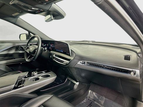 Used 2024 Cadillac Lyriq Sport w/ LPO, Floor Liner Package AWD/4WD image 29