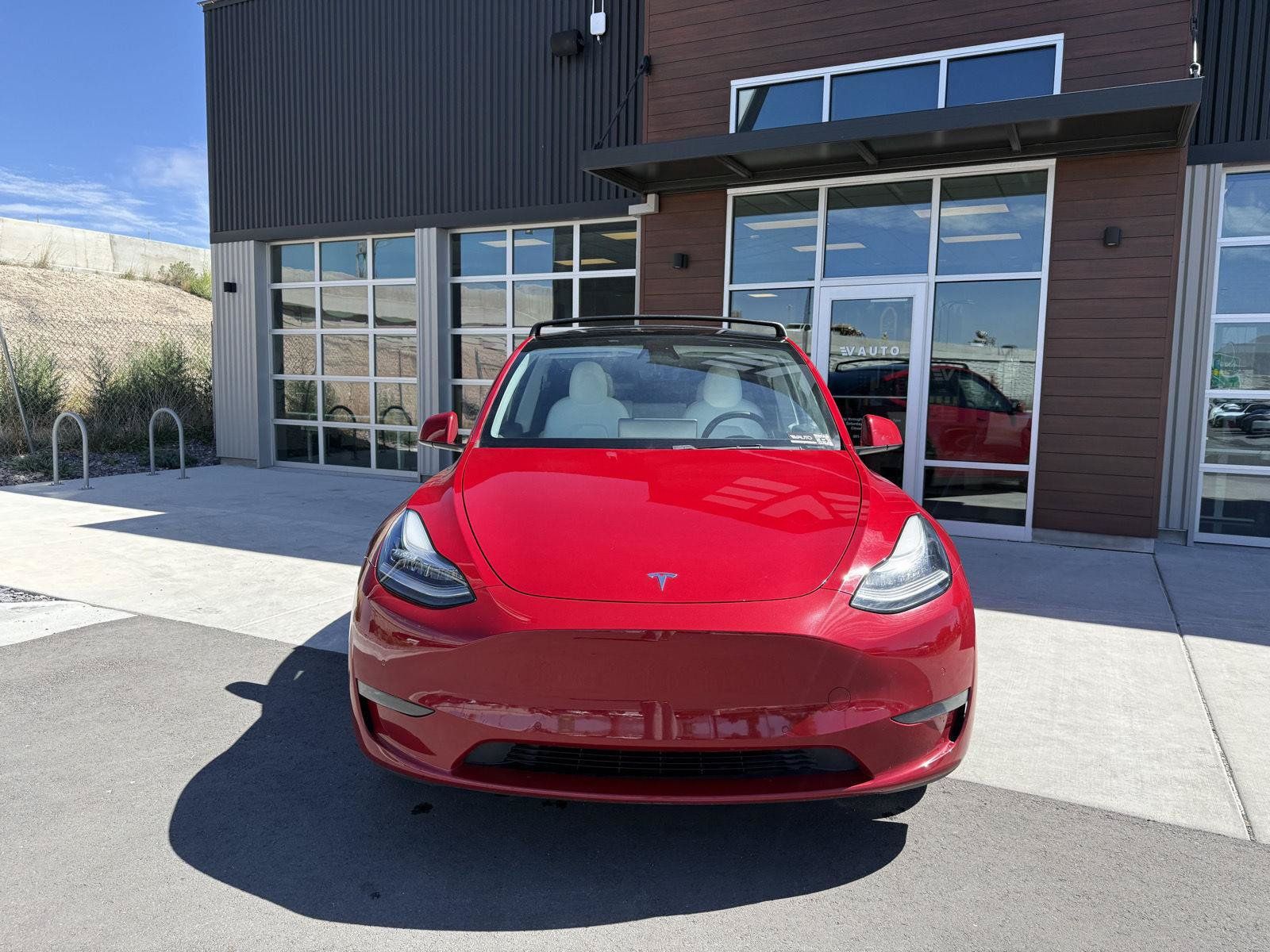 Used 2020 Tesla Model Y Long Range AWD/4WD image 3