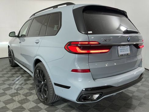 Used 2026 BMW X7 xDrive40i w/ M Sport Package AWD/4WD image 7