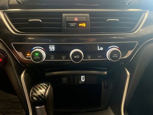 Used 2020 Honda Accord Sport image 21