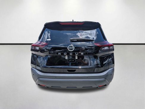 Used 2021 Nissan Rogue S FWD image 5
