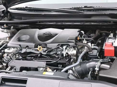 Used 2024 Toyota Camry XLE image 25