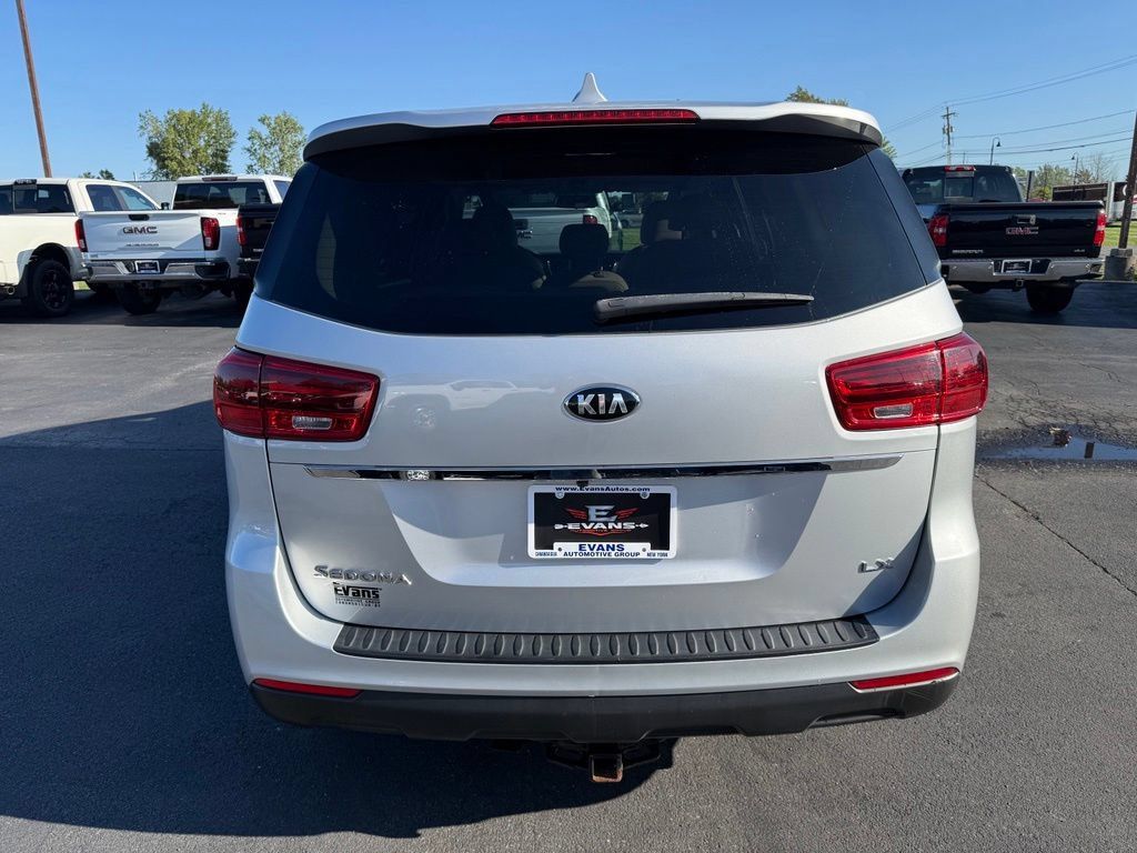 Used 2020 Kia Sedona LX FWD image 8