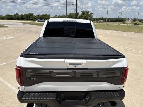 Used 2019 Ford F150 Raptor w/ Equipment Group 802A Luxury AWD/4WD image 5
