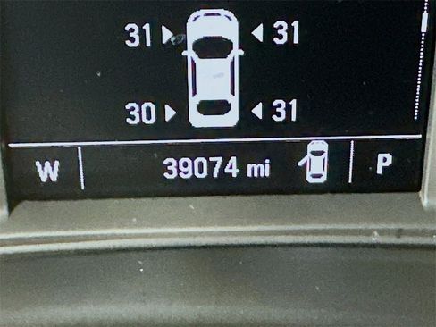 Used 2022 Chevrolet Malibu LT image 32