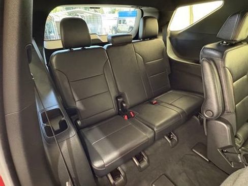 Used 2024 Chevrolet Traverse Z71 w/ Enhanced Driving Package AWD/4WD image 37