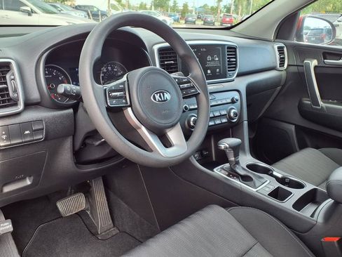 Used 2020 Kia Sportage LX FWD image 19