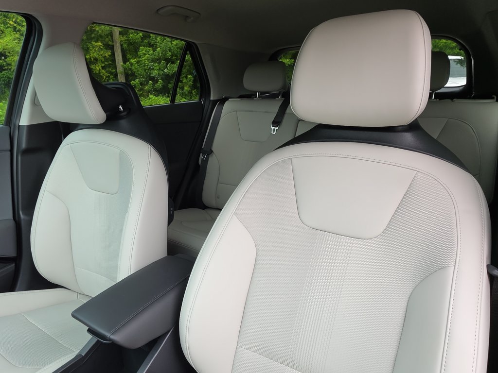 New 2026 Kia Niro EX FWD image 21