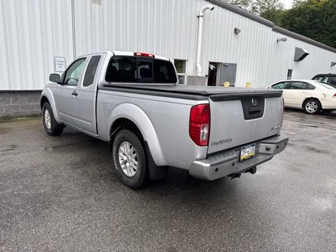 Used 2019 Nissan Frontier SV w/ Value Truck Package AWD/4WD image 6