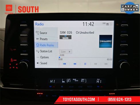 Used 2024 Toyota Sienna Platinum image 16
