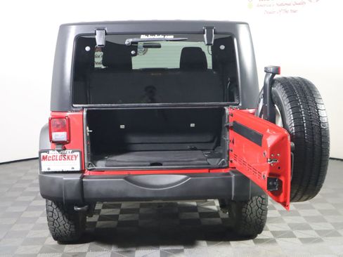 Used 2016 Jeep Wrangler Sport w/ Quick Order Package 24S AWD/4WD image 10