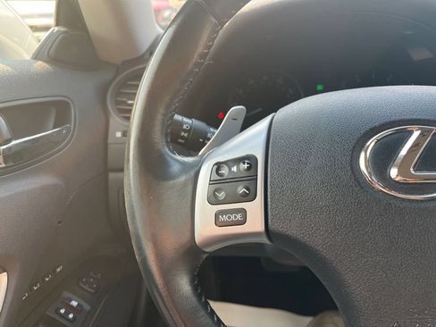 Used 2012 Lexus IS 250C w/ Luxury Pkg RWD image 12