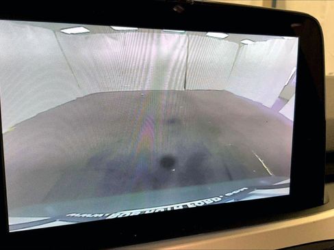 Used 2020 Ford Escape SE image 21