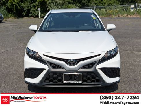 Used 2024 Toyota Camry SE w/ Cold Weather Package AWD/4WD image 8