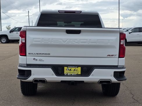 Used 2022 Chevrolet Silverado 1500 RST AWD/4WD image 6