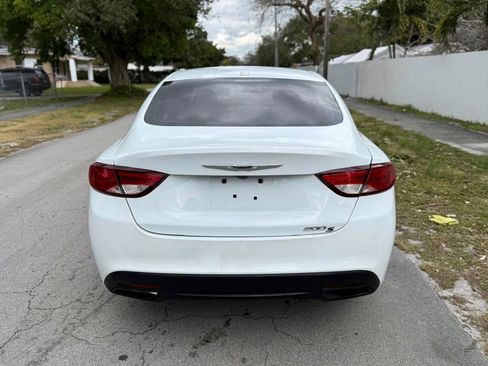 Used 2015 Chrysler 200 S w/ Comfort Group image 7