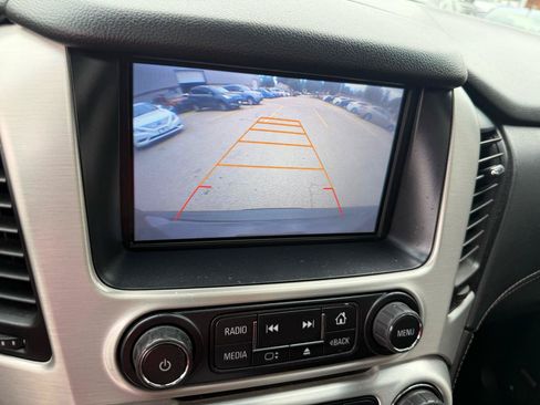 Used 2016 GMC Yukon XL SLT w/ HD Trailering Package AWD/4WD image 13