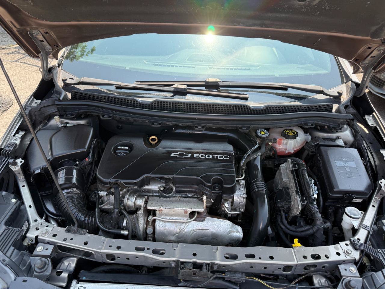 Used 2018 Chevrolet Cruze LT w/ Convenience Package FWD image 58
