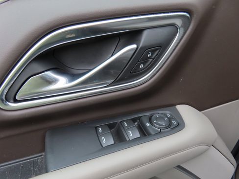 Used 2021 Chevrolet Tahoe LS image 13