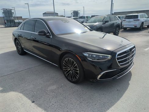 Used 2022 Mercedes-Benz S 580 S 580 w/ Rear Seat Package image 2